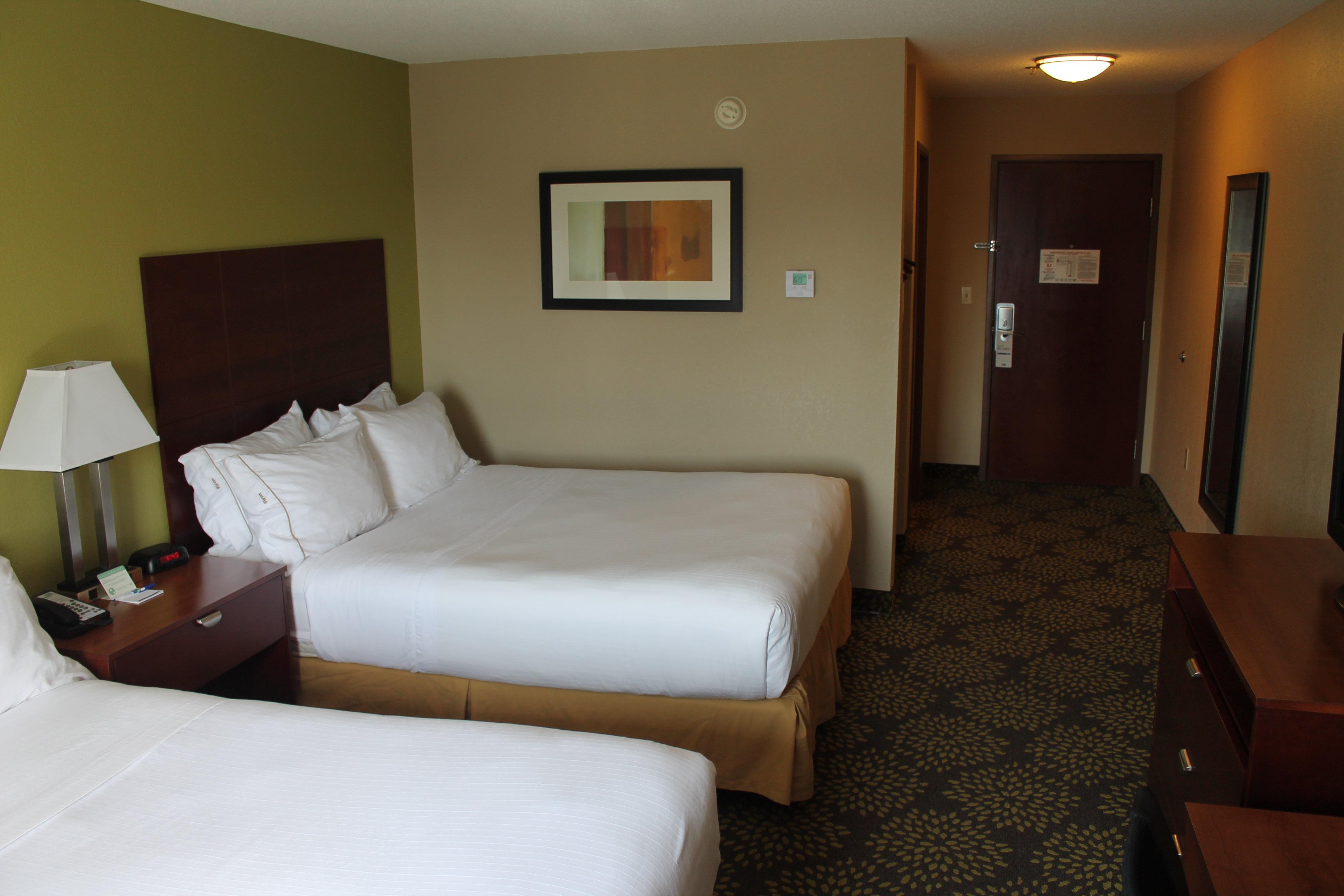 Holiday Inn Express Hotel & Suites Starkville, An Ihg Hotel Exterior foto